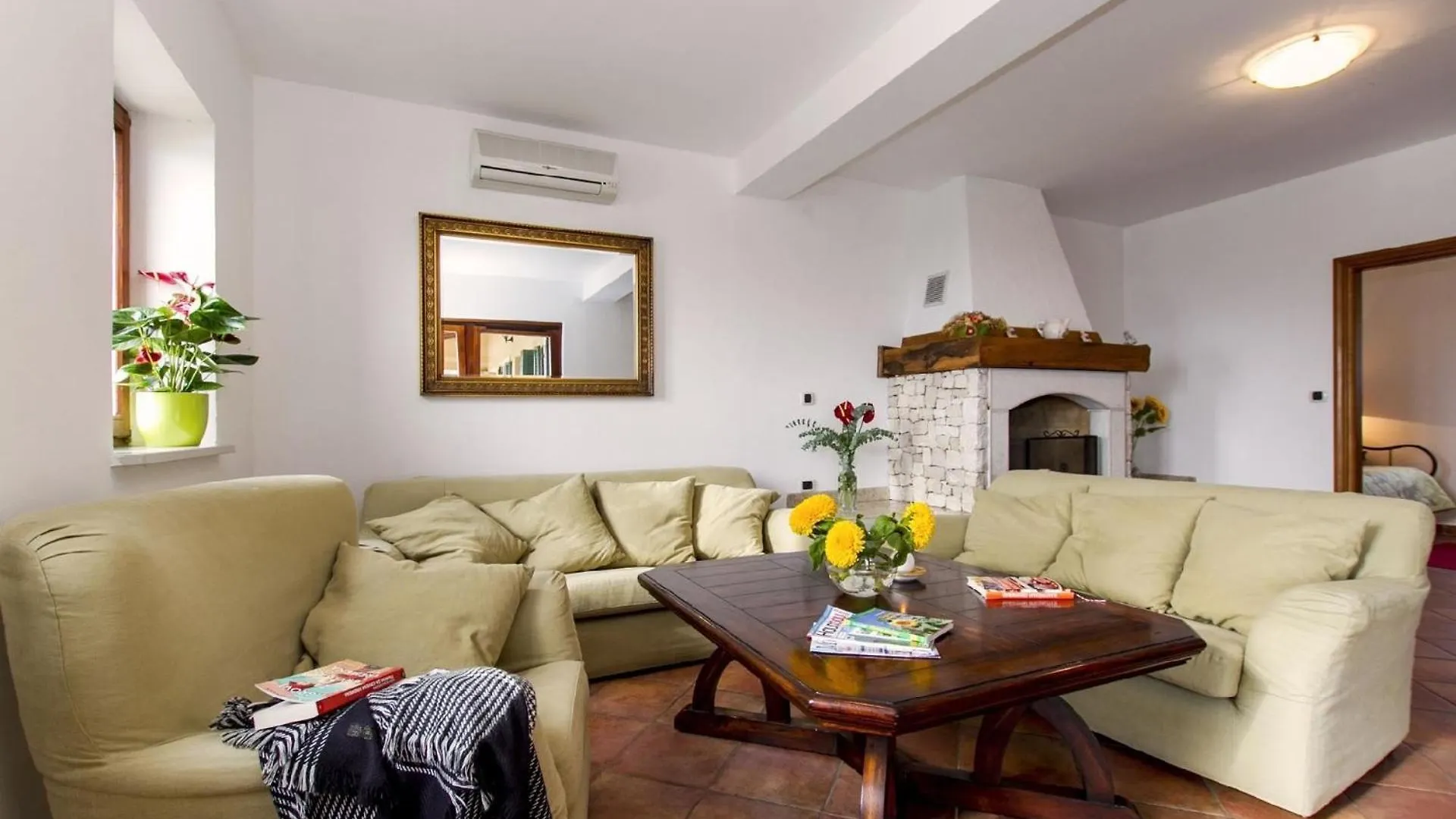 Ferienhaus Mit Privatpool Fuer 8 Personen Ca 220 Qm In Skitaca, Istrien Bucht Von Rasa Dom wakacyjny Skitaca