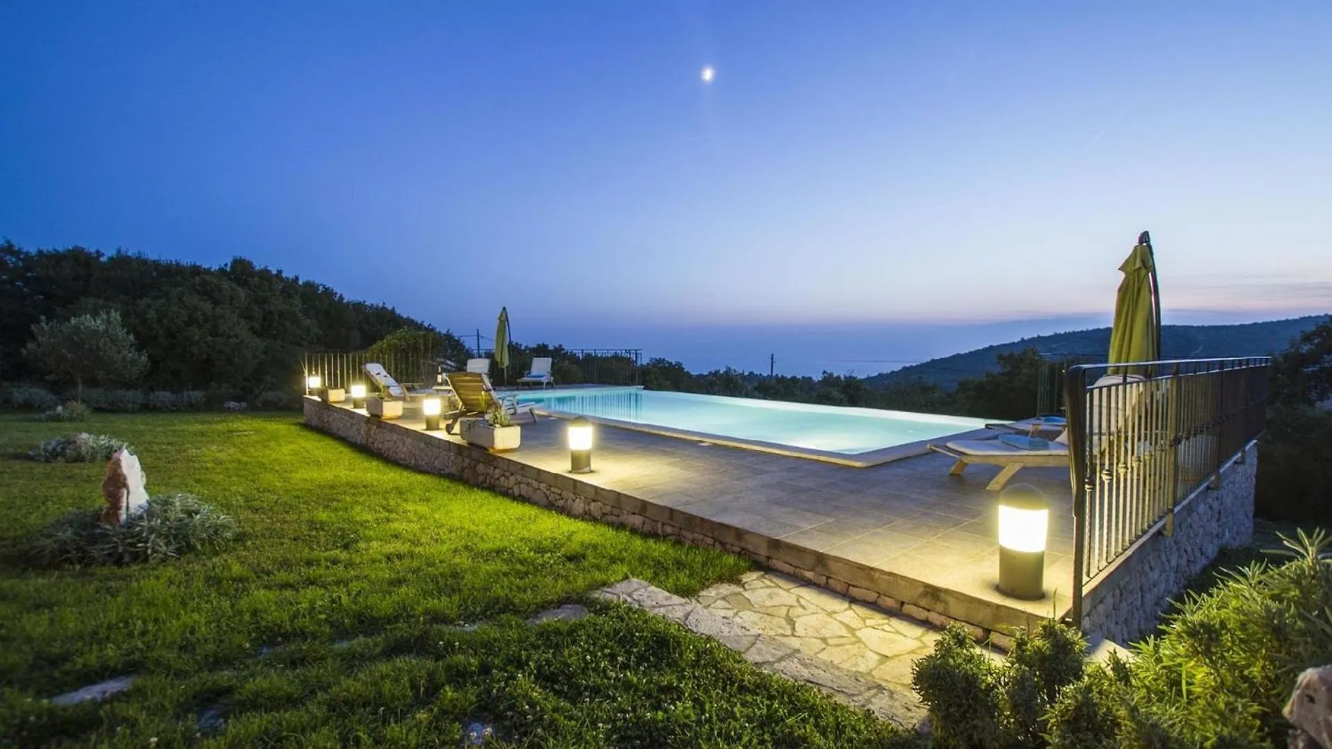 Ferienhaus Mit Privatpool Fuer 8 Personen Ca 220 Qm In Skitaca, Istrien Bucht Von Rasa Dom wakacyjny